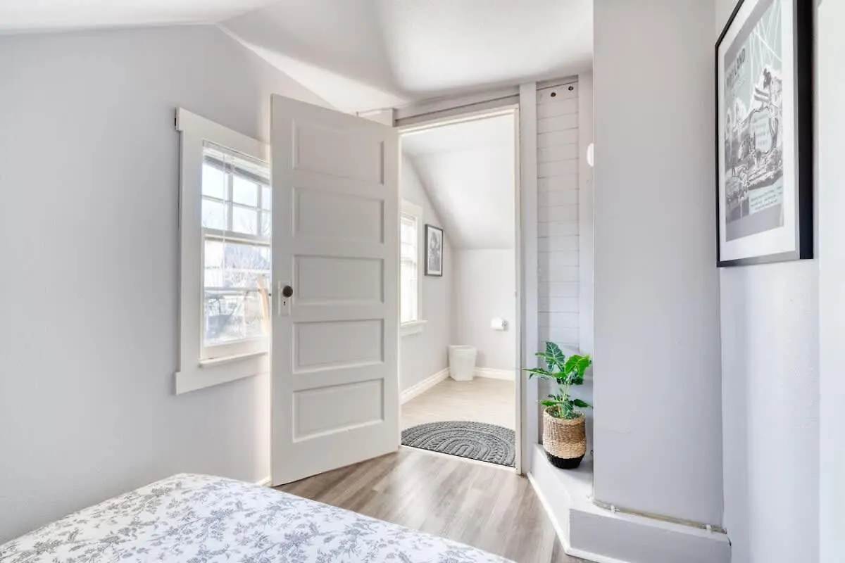 Stay Portland - Portland Multiunit, 99 Walk Score, Remote Workers